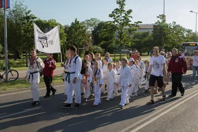 Pilsētas svētku gājiens - karatē klubs _SHINRI_ — 73