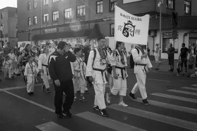 Pilsētas svētku gājiens - karatē klubs _SHINRI_ — 210